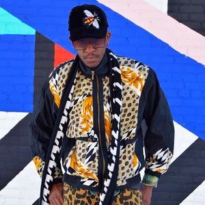 Meet your Posher, Marshall